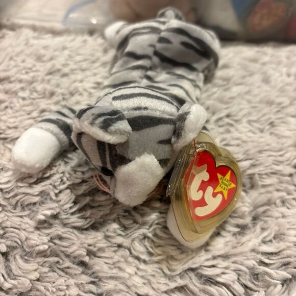 Ty Beanie Baby - PRANCE the Gray Tabby Cat (8 Inch) NEW MWMTs Stuffed Animal Toy - Picture 1 of 6